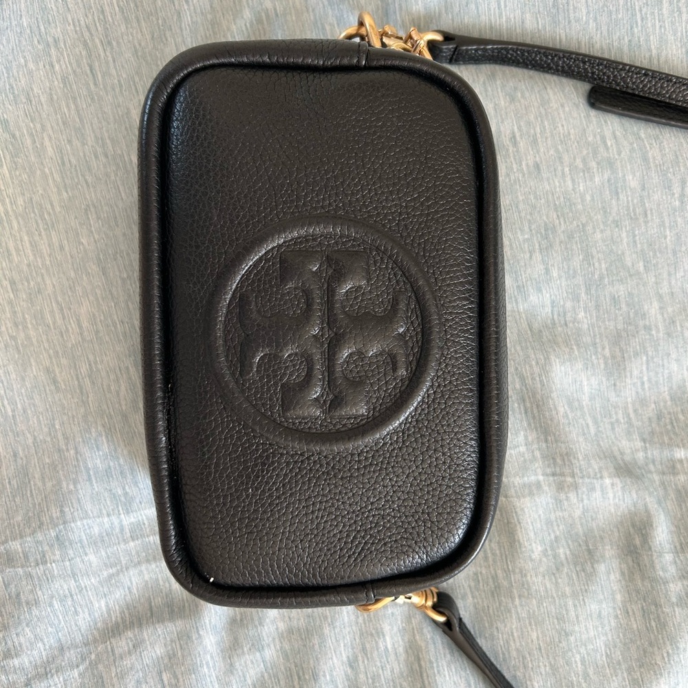 Tory Burch women’s mini miller crossbody bag